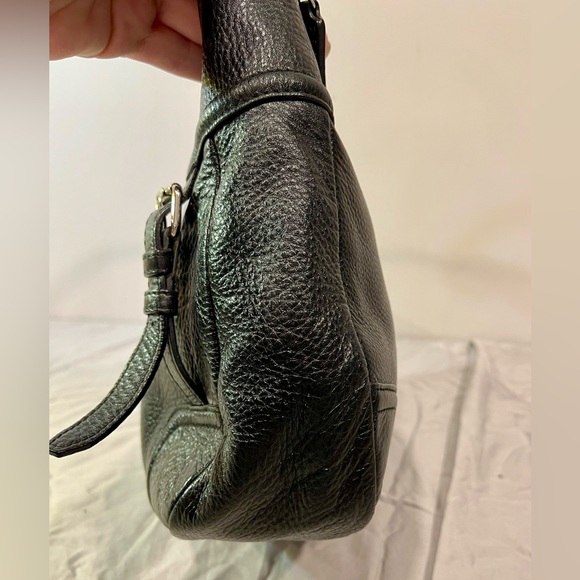 Cole Haan hobo shoulder bag in black leather. - Picture 14 of 14
